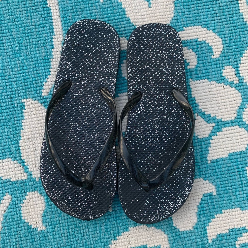 Justice black glitter✨ flip flops